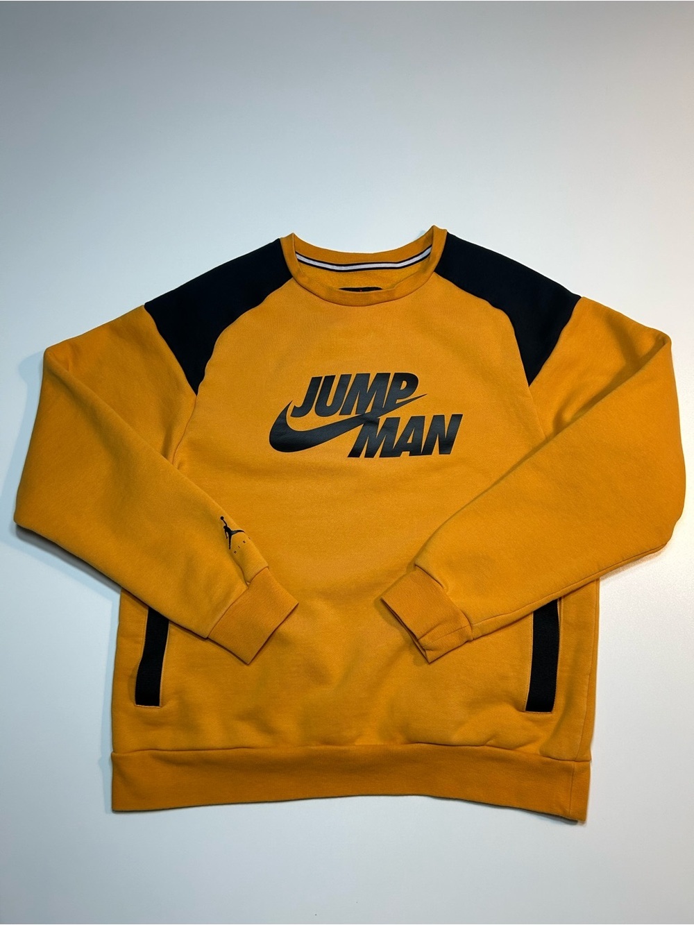 Jordan Jumpman Air Fleece Colorblock Side Pocket Crewneck Sweatshirt